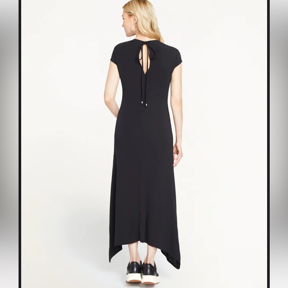 GSTQ Medium black Top Spin Dress, new with tags